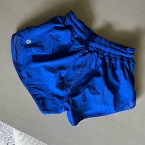 Lululemon Original Hotty Hot Low Rise 2.5”